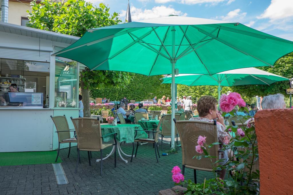Panorama-Café MOSELGARTEN Alf Exterior foto